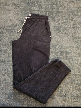 Vuori Charcoal Gray Jogger Sweatpants Size M